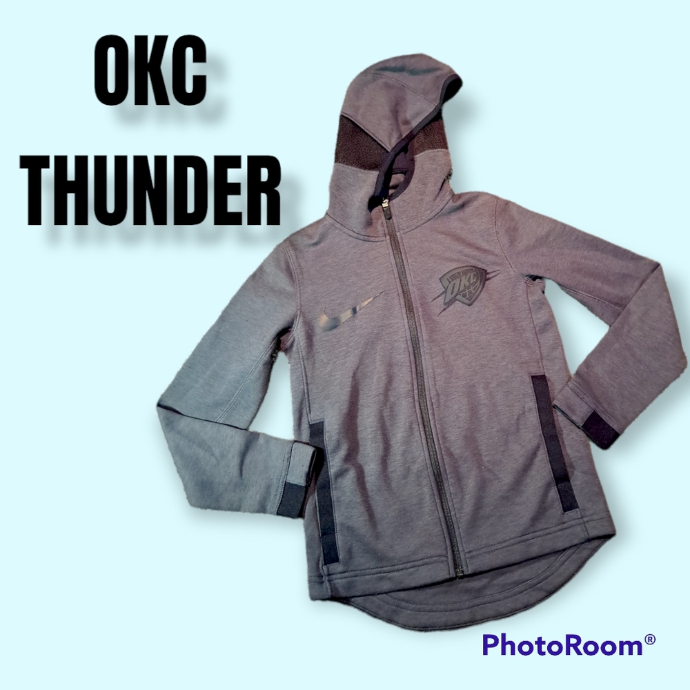 Host Pick!🏀OKC Thunder Nike Boys Size Small Zip-up Hoodie